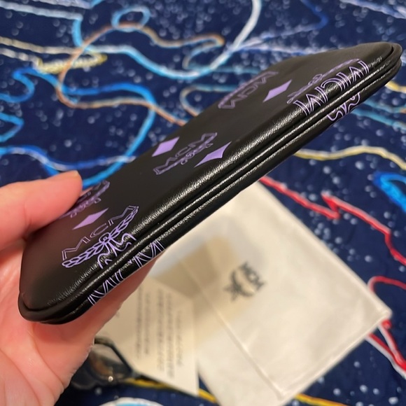 MCM Coin Purse/Key Holder/Card Holder - Picture 7 of 15